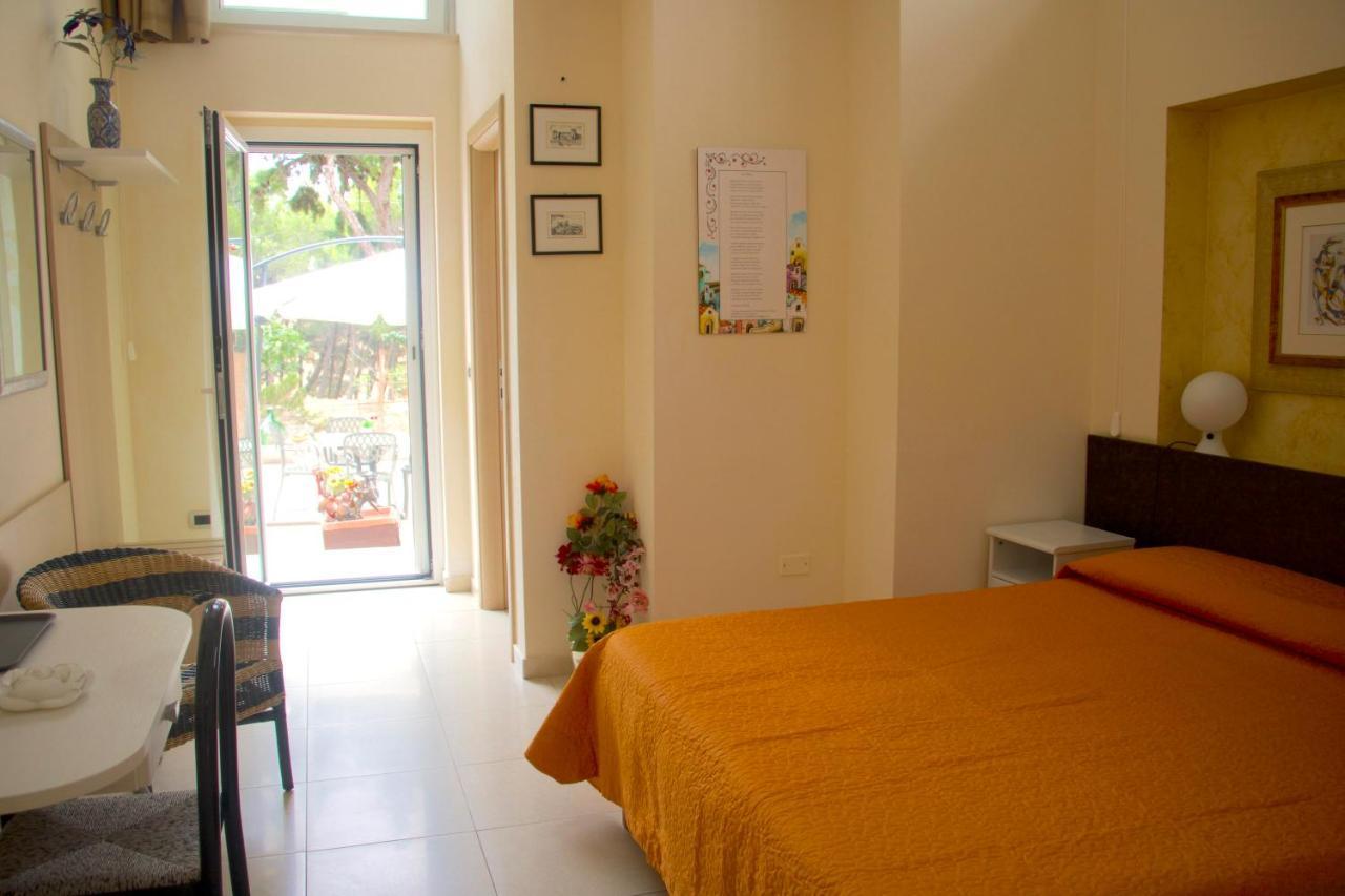 B&B Il Villino มาเตรา ภายนอก รูปภาพ