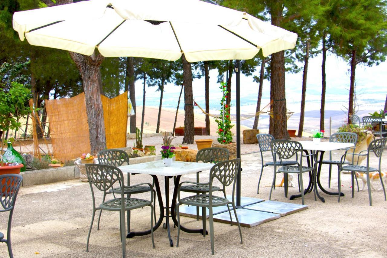 B&B Il Villino มาเตรา ภายนอก รูปภาพ